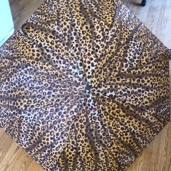 Leopard Print Umbrella - Picture 2 of 5